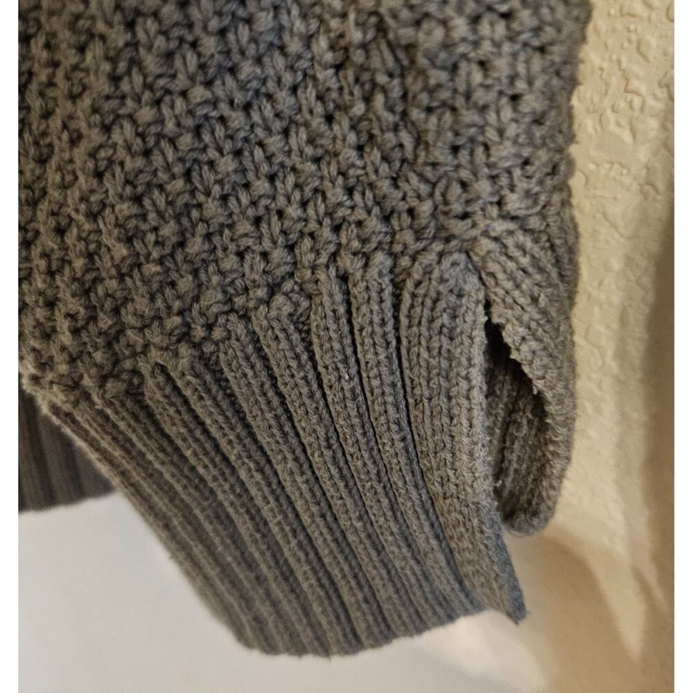 Gap Woman Size L 100% Cotton Cardigan V Neck Textured Classic Preppy Side Vents - Picture 3 of 5